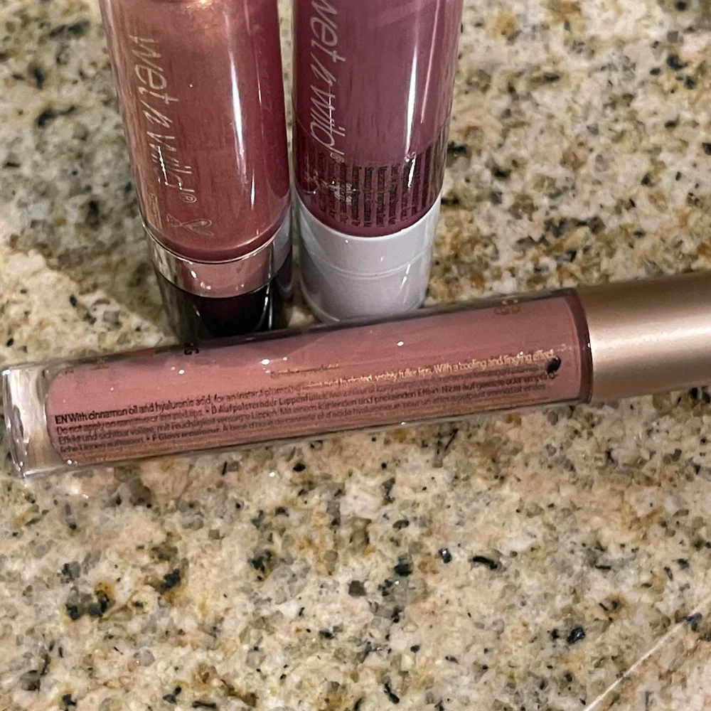 Wet n Wild Essence L.A. Colors Pink Nude Lipgloss Lip Gloss Bundle Lot of 4